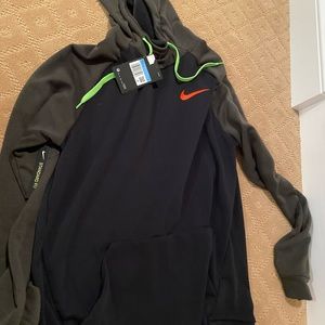 nike sweatshirt nwt
